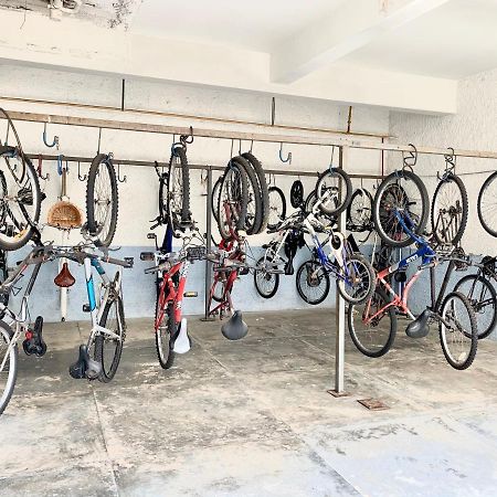 101- Lindo Apartamento Amplo E Decorado, 2 Quartos, Sala, Cozinha Completa, Mobiliario Moderno, Lavanderia , Excelente Localizacao No Bairro Bigorrilho Curitiba Luaran gambar