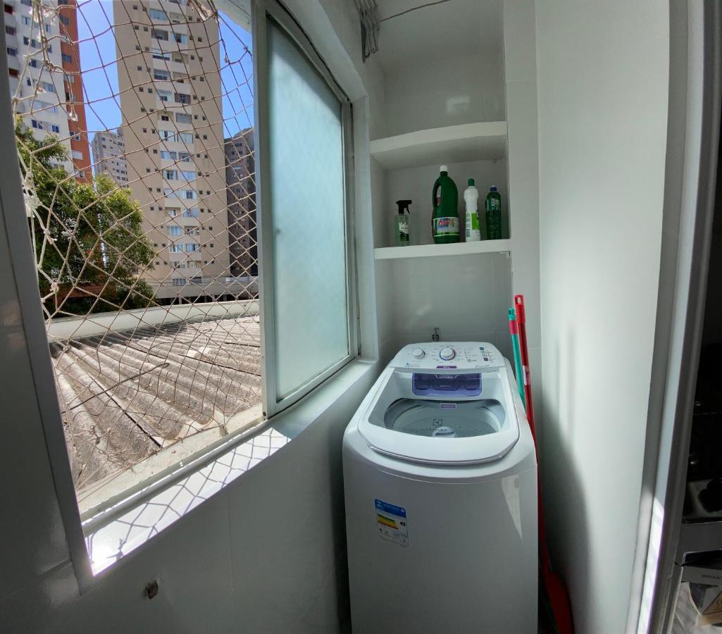 101- Lindo Apartamento Amplo E Decorado, 2 Quartos, Sala, Cozinha Completa, Mobiliario Moderno, Lavanderia , Excelente Localizacao No Bairro Bigorrilho Curitiba Luaran gambar